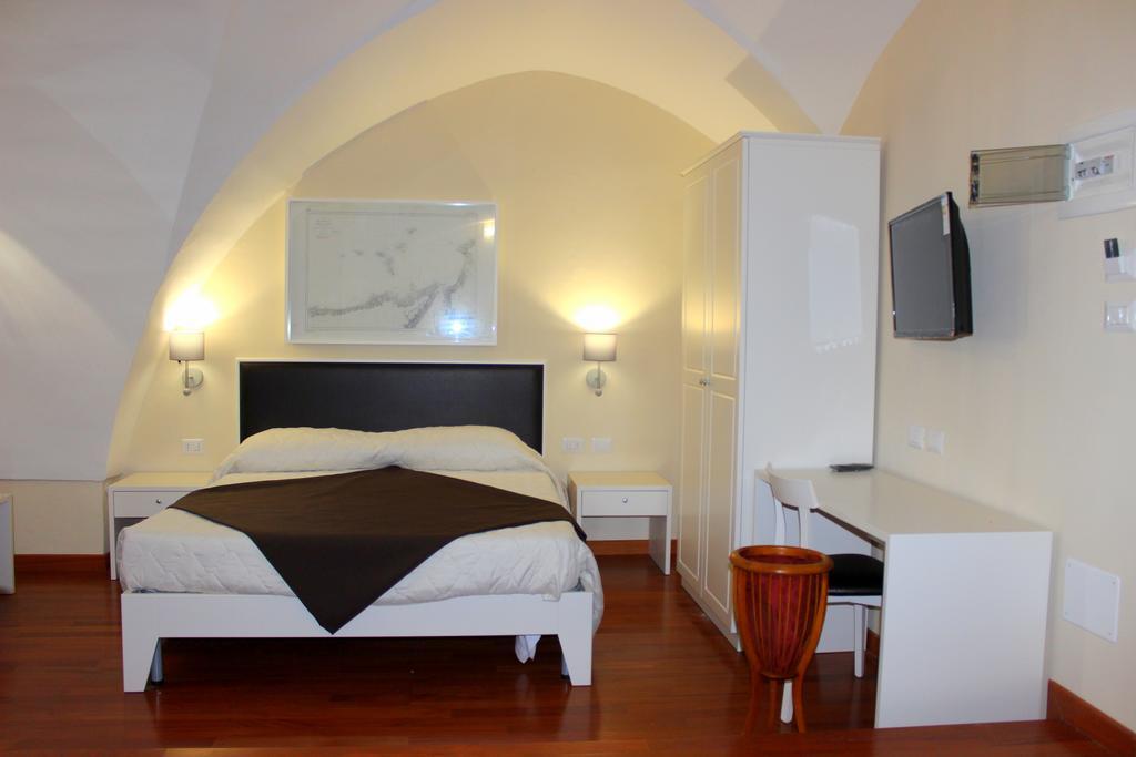 Faro Bianco Gallipoli - Suites & Apartments Eksteriør billede